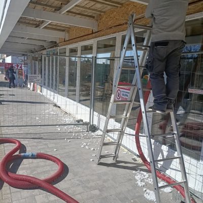 Budapest, X. kerület, Újhegyi sétány üzletsor-1
